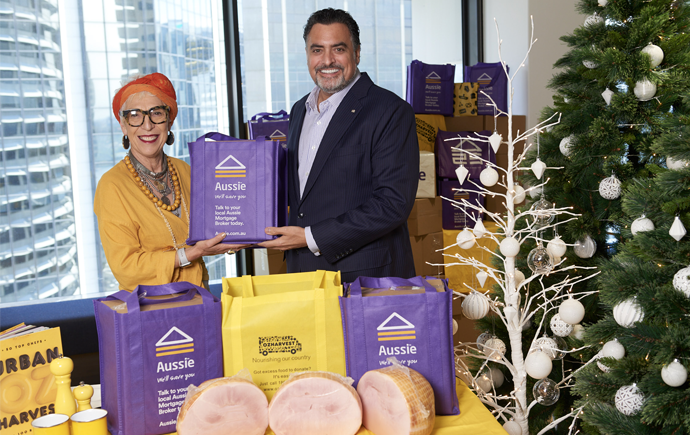 Aussie Celebrates 20 Years Of Feeding Those In Need At Christmas