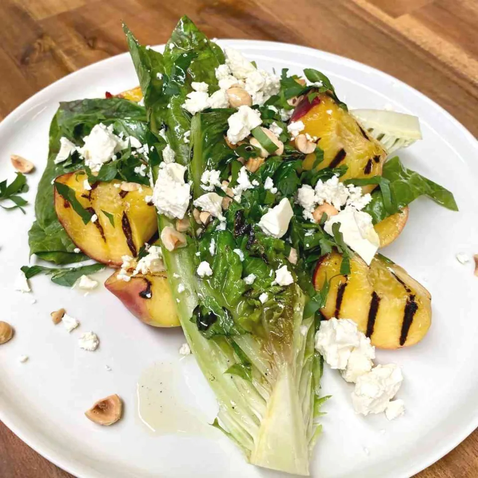 Grilled Peach Salad Recipe