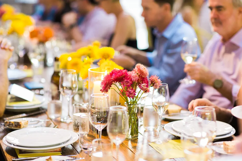 151012_ozharvest_kitchentable_sootitan120