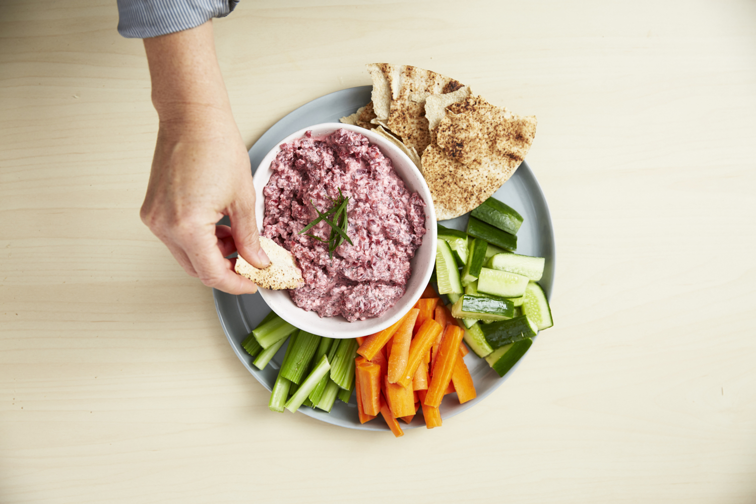 Beetroot and Cottage Cheese Dip